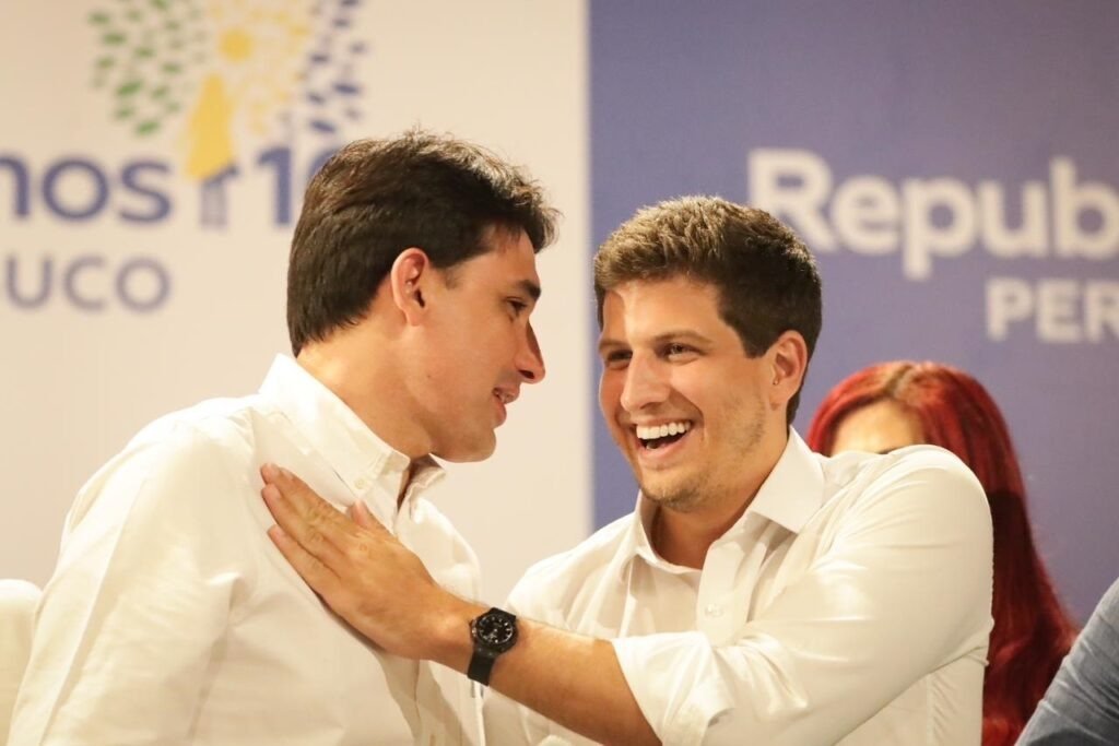 Sílvio Costa e João Campos